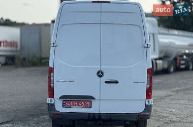 Грузовой фургон Mercedes-Benz Sprinter 2021 в 