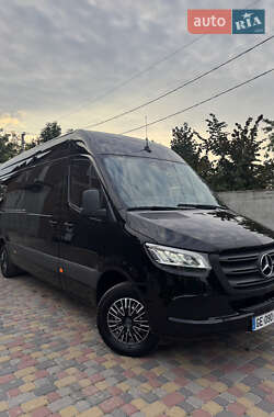 Грузовой фургон Mercedes-Benz Sprinter 2022 в 