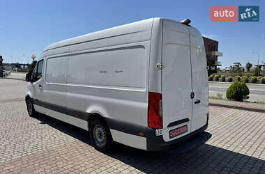 Грузовой фургон Mercedes-Benz Sprinter 2020 в 