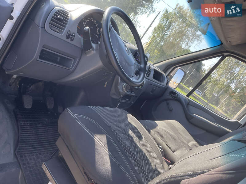Грузовой фургон Mercedes-Benz Sprinter 2005 в Житомире