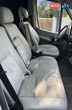 Грузовой фургон Mercedes-Benz Sprinter 2010 в 