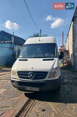 Вантажний фургон Mercedes-Benz Sprinter 2013 в Києві
