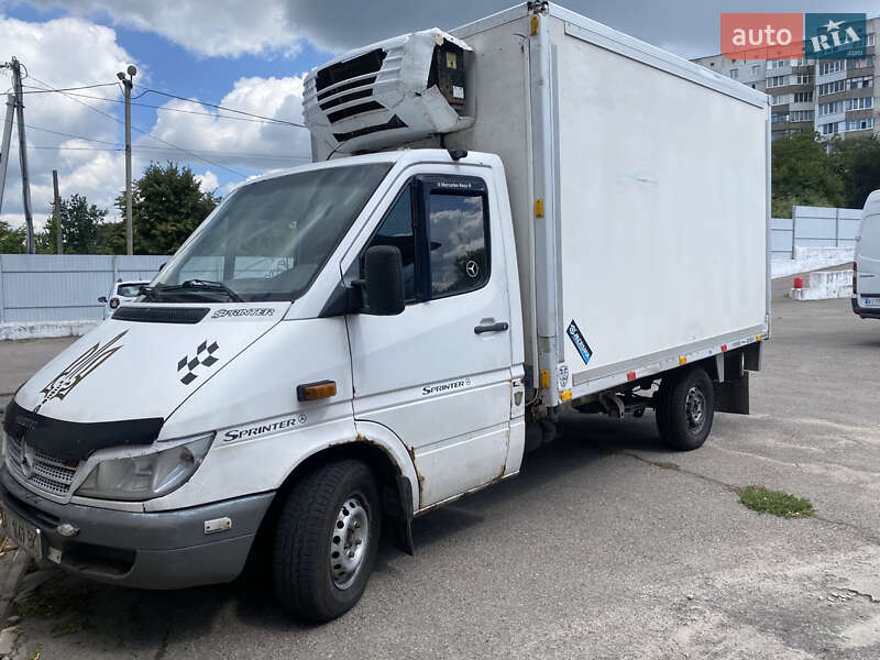 Mercedes-Benz Sprinter 2005