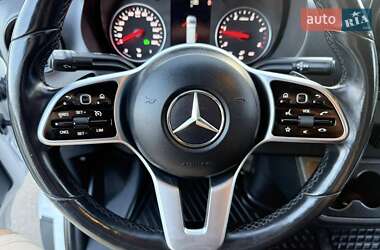 Грузовой фургон Mercedes-Benz Sprinter 2022 в 