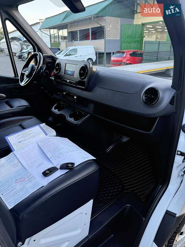 Вантажний фургон Mercedes-Benz Sprinter 2022 в Луцьку