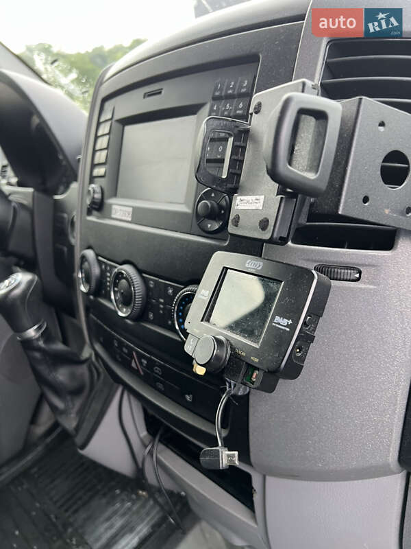 Микроавтобус Mercedes-Benz Sprinter 2016 в Косове