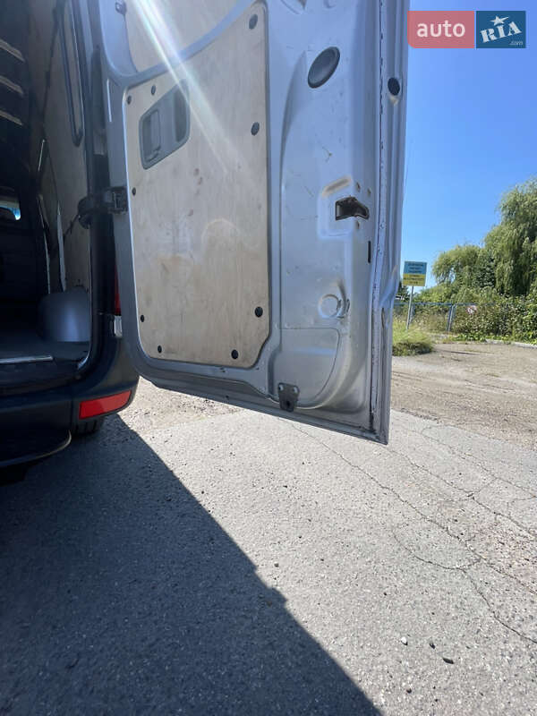 Грузовой фургон Mercedes-Benz Sprinter 2012 в Черновцах