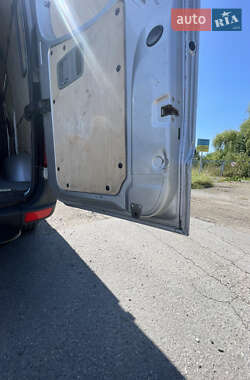 Грузовой фургон Mercedes-Benz Sprinter 2012 в 