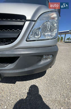 Грузовой фургон Mercedes-Benz Sprinter 2012 в 
