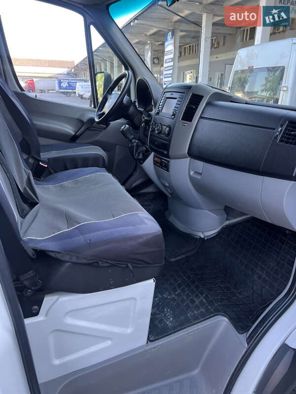 Грузовой фургон Mercedes-Benz Sprinter 2014 в Львове