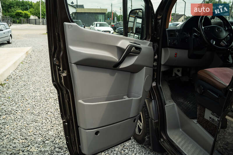 Микроавтобус Mercedes-Benz Sprinter 2015 в Черновцах фото 88 Микроавтобус Mercedes-Benz Sprinter 2015 в Черновцах