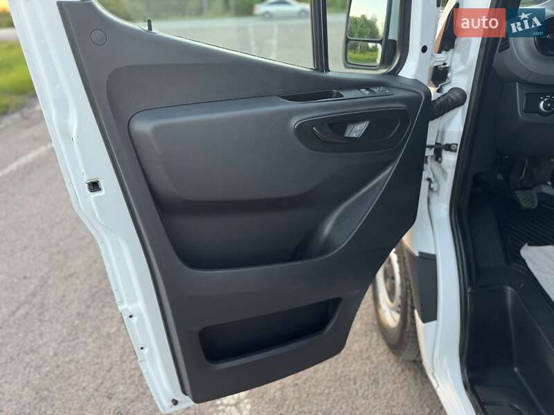 Грузовой фургон Mercedes-Benz Sprinter 2019 в Дубно фото 23 Грузовой фургон Mercedes-Benz Sprinter 2019 в Дубно