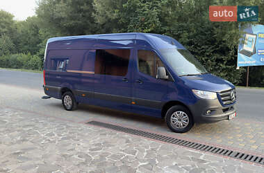 Грузовой фургон Mercedes-Benz Sprinter 2023 в 