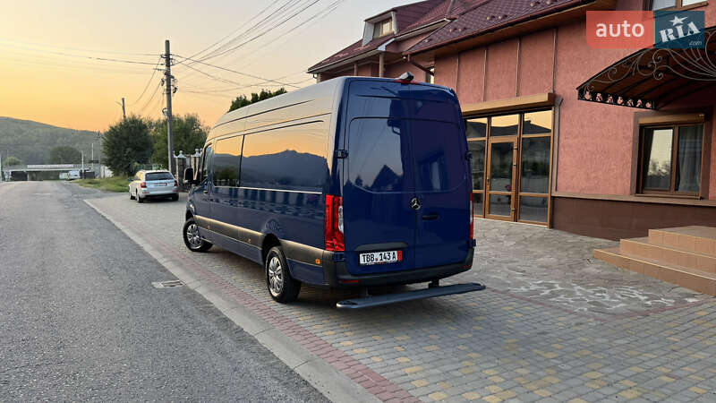 Вантажний фургон Mercedes-Benz Sprinter 2023 в Сваляві