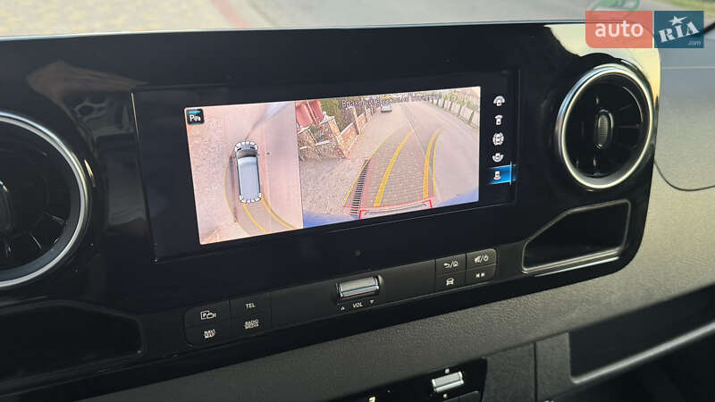 Вантажний фургон Mercedes-Benz Sprinter 2023 в Сваляві