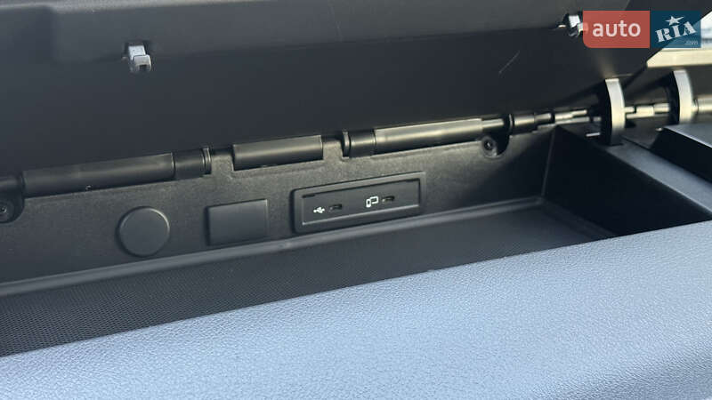 Вантажний фургон Mercedes-Benz Sprinter 2023 в Сваляві