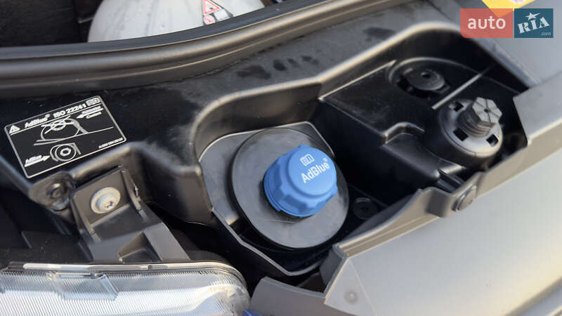 Вантажний фургон Mercedes-Benz Sprinter 2023 в Сваляві