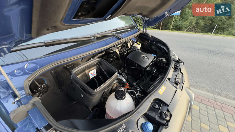 Вантажний фургон Mercedes-Benz Sprinter 2023 в Сваляві