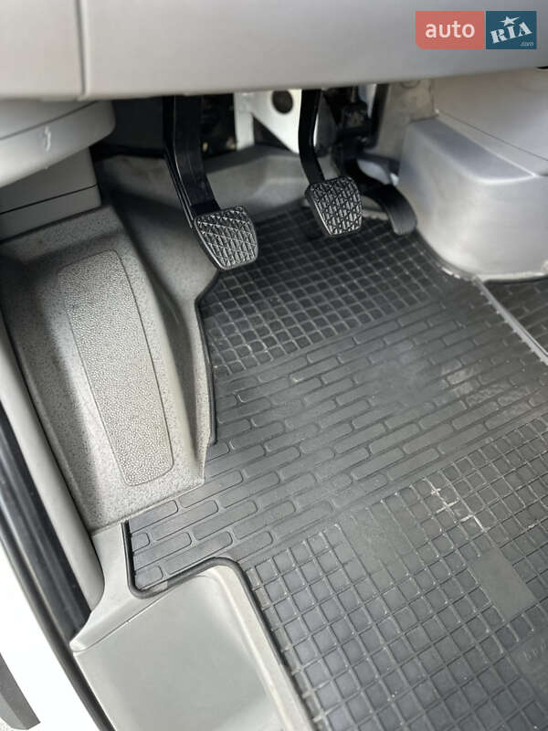 Другие грузовики Mercedes-Benz Sprinter 2016 в Ужгороде