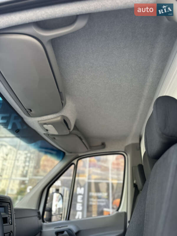 Другие грузовики Mercedes-Benz Sprinter 2016 в Ужгороде