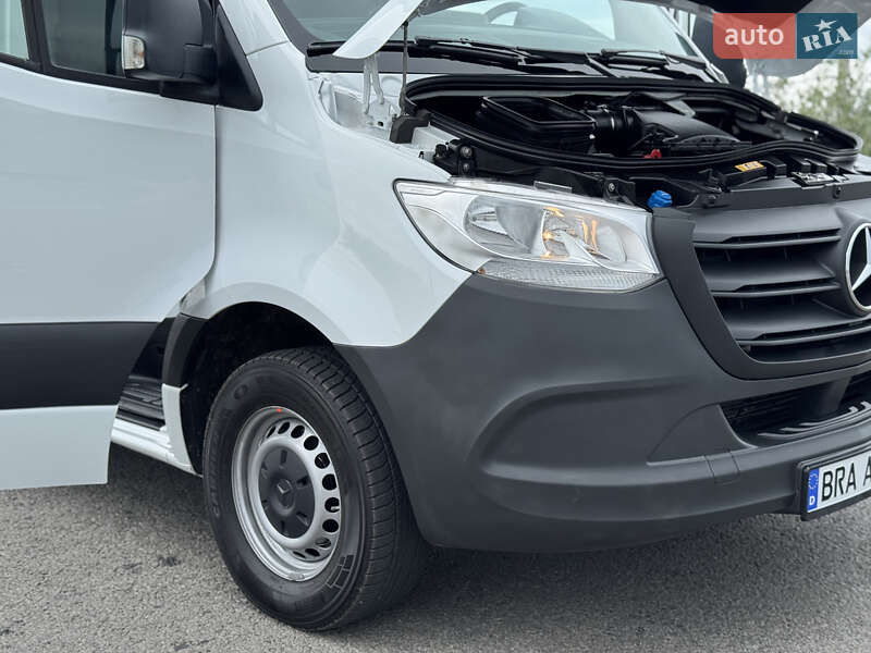 Вантажний фургон Mercedes-Benz Sprinter 2022 в Рівному