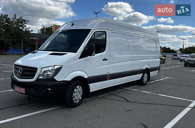 Грузовой фургон Mercedes-Benz Sprinter 2016 в 