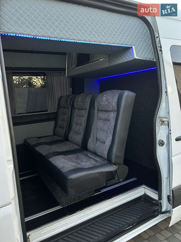 Вантажопасажирський фургон Mercedes-Benz Sprinter 2015 в Івано-Франківську
