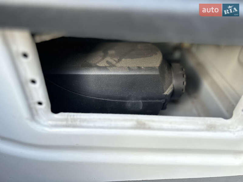 Вантажопасажирський фургон Mercedes-Benz Sprinter 2015 в Івано-Франківську