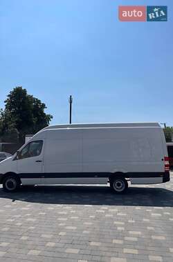 Грузовой фургон Mercedes-Benz Sprinter 2010 в 