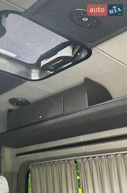 Микроавтобус Mercedes-Benz Sprinter 2010 в 
