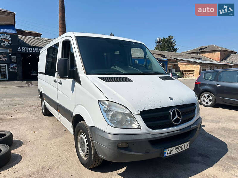 Mercedes-Benz Sprinter 2012