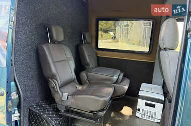 Грузопассажирский фургон Mercedes-Benz Sprinter 2002 в 