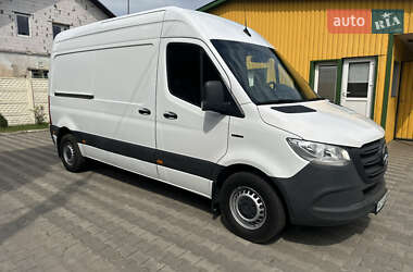 Грузовой фургон Mercedes-Benz Sprinter 2021 в  фото 3 Грузовой фургон Mercedes-Benz Sprinter 2021 в