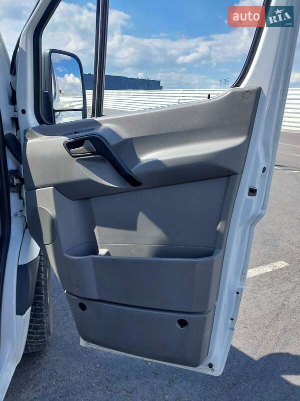 Грузовой фургон Mercedes-Benz Sprinter 2013 в Львове