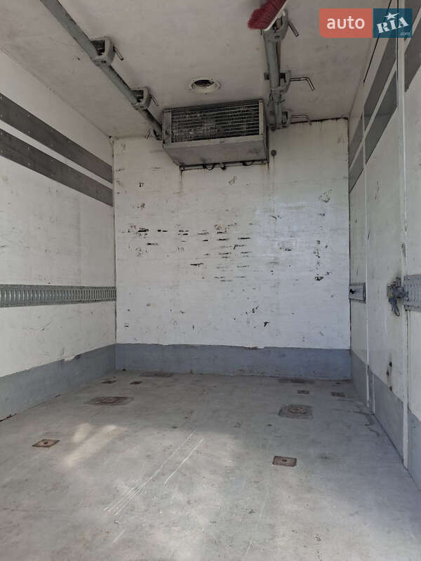 Рефрижератор Mercedes-Benz Sprinter 2004 в Кременчуге фото 11 Рефрижератор Mercedes-Benz Sprinter 2004 в Кременчуге
