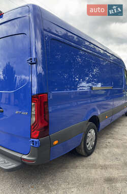 Грузовой фургон Mercedes-Benz Sprinter 2021 в 