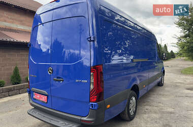 Грузовой фургон Mercedes-Benz Sprinter 2021 в 