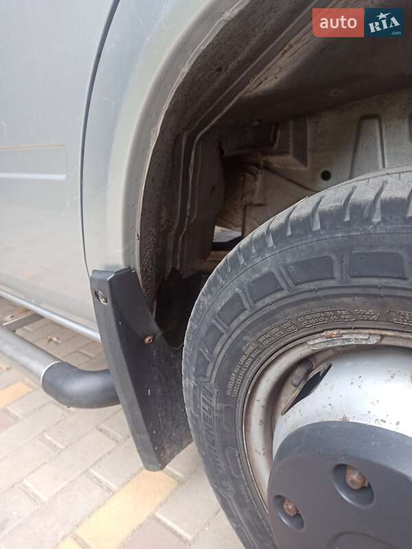 Вантажний фургон Mercedes-Benz Sprinter 2004 в Бершаді фото 4 Вантажний фургон Mercedes-Benz Sprinter 2004 в Бершаді