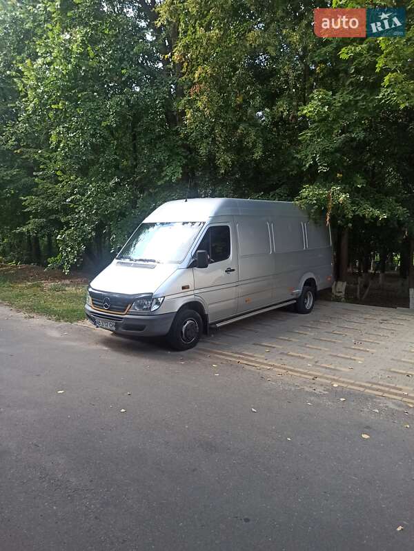 Вантажний фургон Mercedes-Benz Sprinter 2004 в Бершаді фото 14 Вантажний фургон Mercedes-Benz Sprinter 2004 в Бершаді