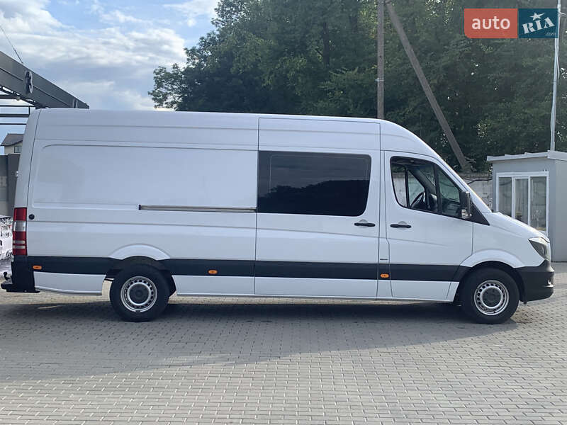 Грузопассажирский фургон Mercedes-Benz Sprinter 2016 в Стрые