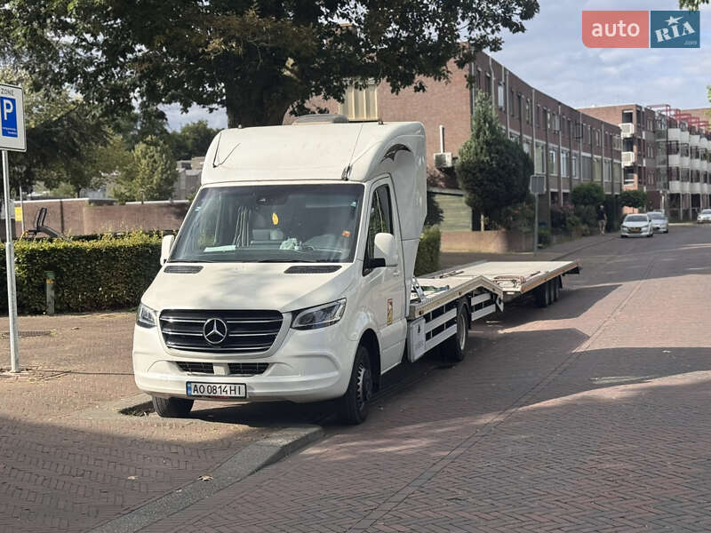 Автовоз Mercedes-Benz Sprinter 2018 в Мукачевому