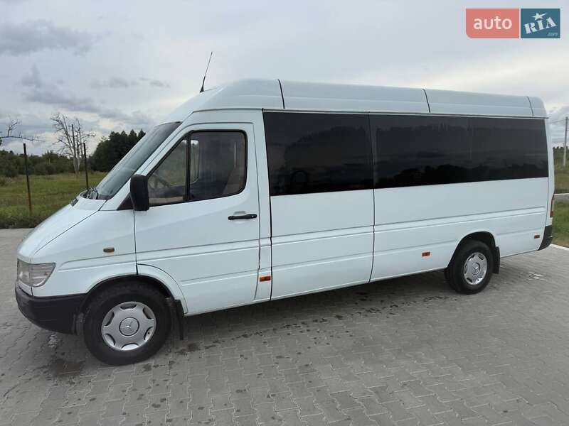 Микроавтобус Mercedes-Benz Sprinter 1999 в Буче