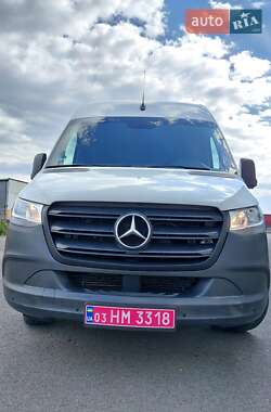 Грузовой фургон Mercedes-Benz Sprinter 2019 в 