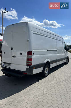 Грузовой фургон Mercedes-Benz Sprinter 2008 в 