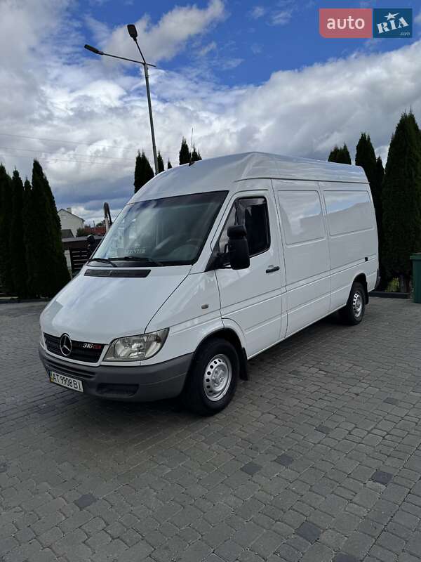 Грузовой фургон Mercedes-Benz Sprinter 2005 в Ивано-Франковске