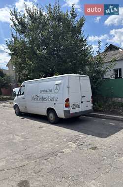 Микроавтобус Mercedes-Benz Sprinter 2000 в 