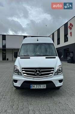 Вантажопасажирський фургон Mercedes-Benz Sprinter 2016 в Тернополі