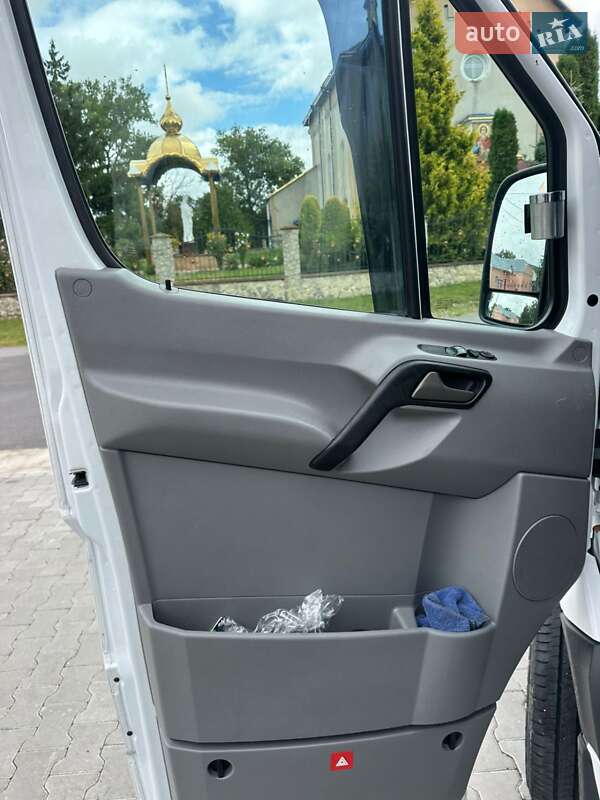 Вантажопасажирський фургон Mercedes-Benz Sprinter 2016 в Тернополі