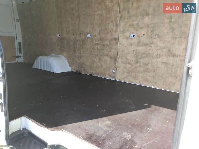 Грузовой фургон Mercedes-Benz Sprinter 2004 в Ровно