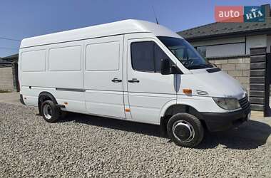 Грузовой фургон Mercedes-Benz Sprinter 2004 в Ровно